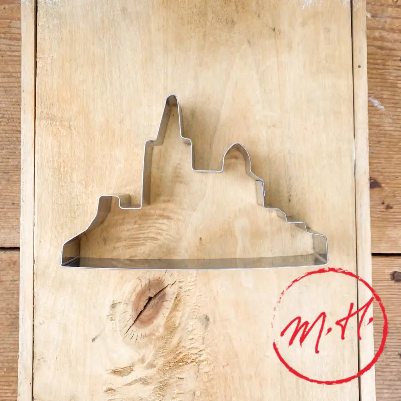 Achat Immédiat Emporte-pièce Bonne Mère