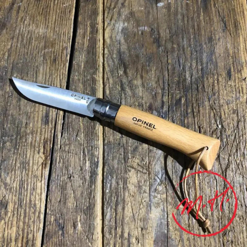 Baroudeur Opinel N°8 hêtre naturel Prix Cassé